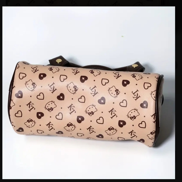 Hello Kitty Crossbody PU Leather Bag ✨️ - Picture 5 of 11